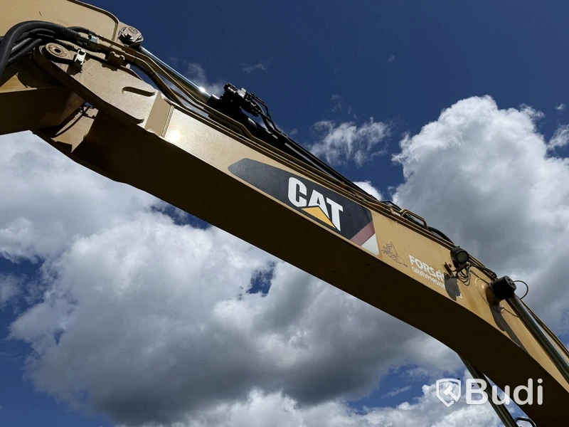 Bandgrävare Cat 324EL | 3 st redskap | 2012