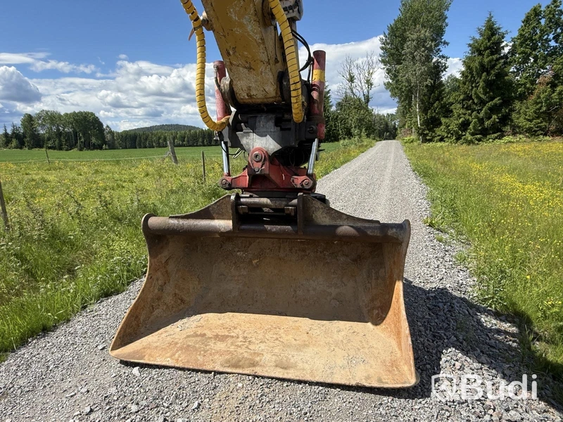 Bandgrävare Cat 324EL | 3 st redskap | 2012