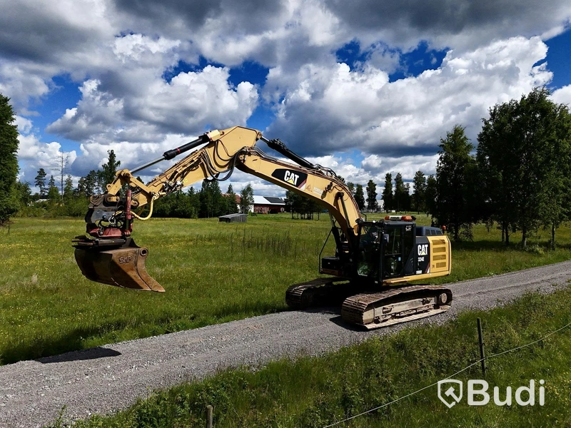 Bandgrävare Cat 324EL | 3 st redskap | 2012