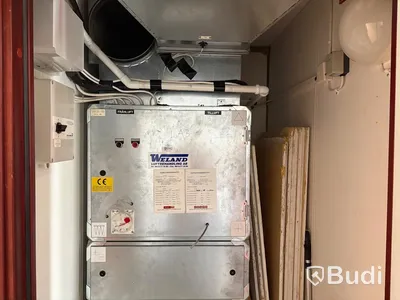 Bodetablering med 5 bodar, 135 m2, med kök, kontor, toalett och luftvärmepump/AC
