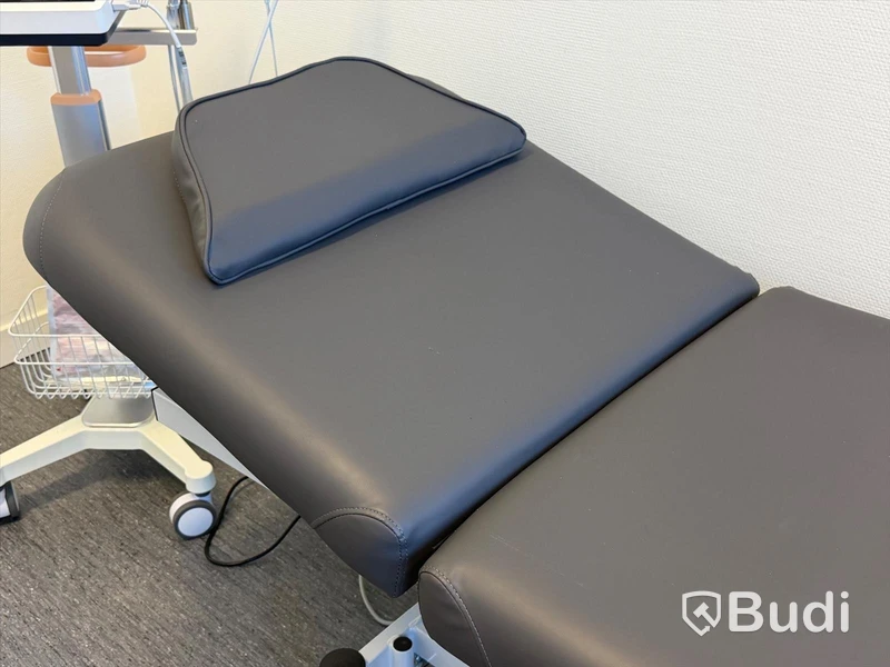 Massagebänk/ brits, Seem HZ-3684A, eldrivet