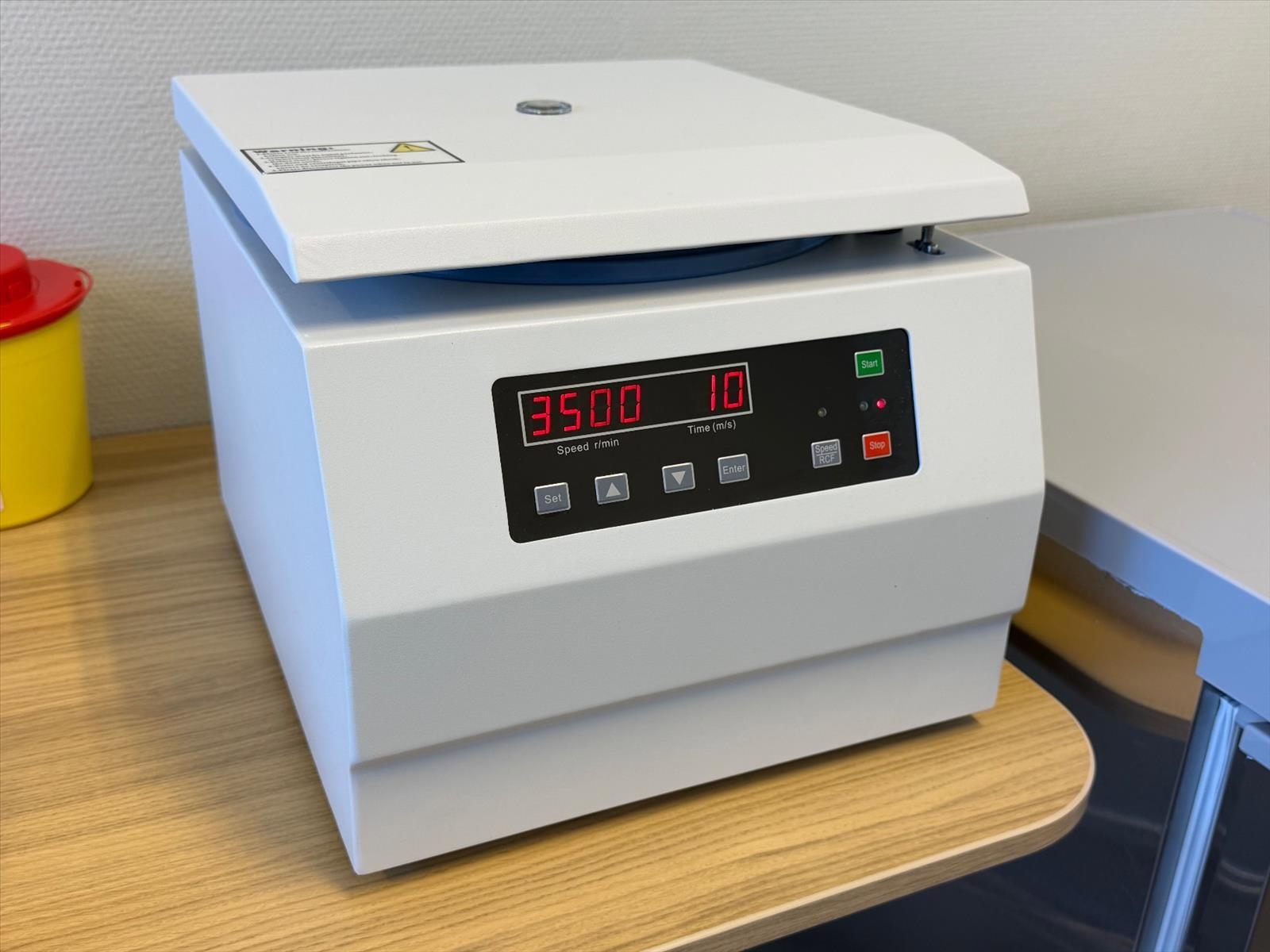 Laboratoriecentrifug, Medsinglong, 3500 rpm -2024