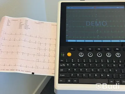 EKG-apparat med ställning, iMAC 120s -2024