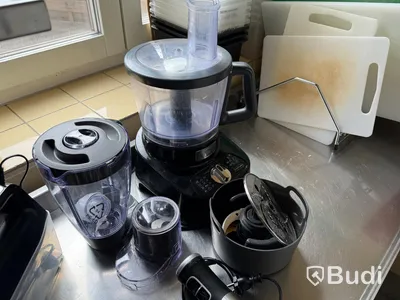Matberedare OBH, stavmixer Elvita samt elvisp