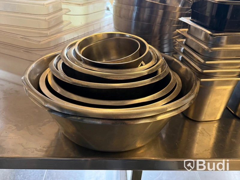 Lot of assorted plastic gastronorm pans and stainless steel bowls