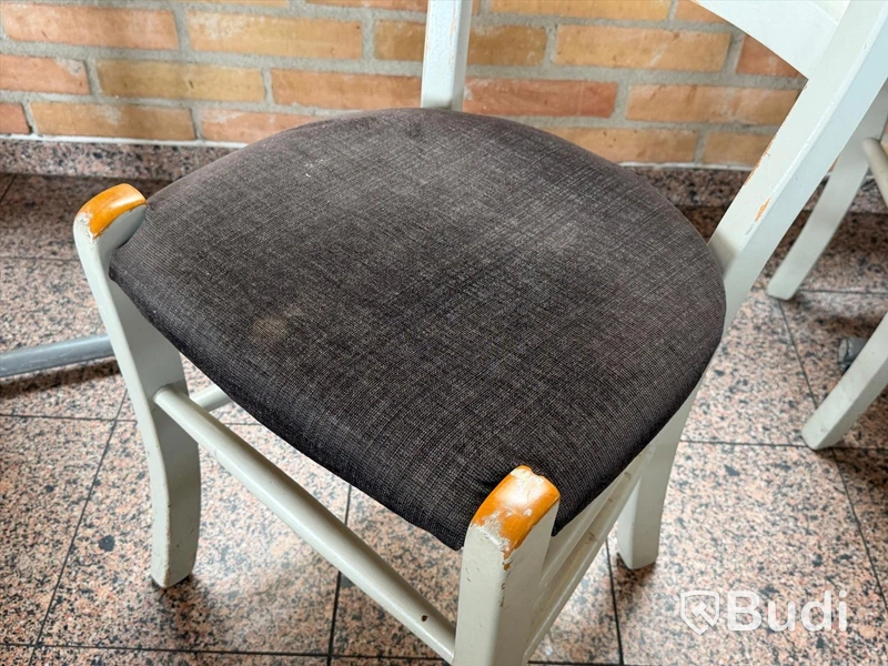 Restaurangmöbler, 22 stolar, 10 bord