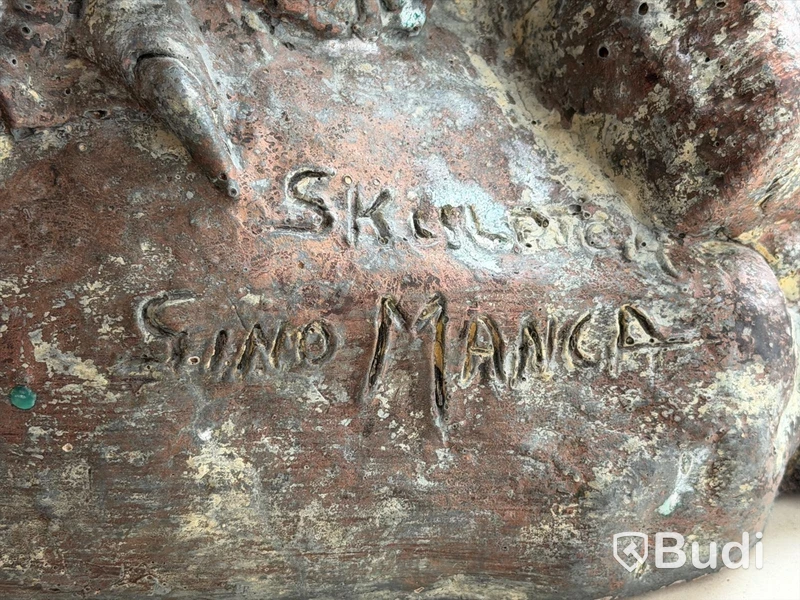Fågelskulptur i sten, Gino Manca