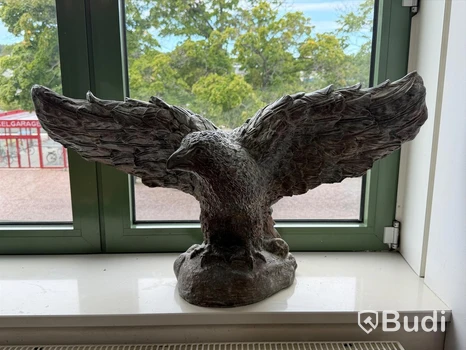 Stone bird sculpture, Gino Manca