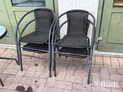 Utemöbler - 4 bord med 11 st stol