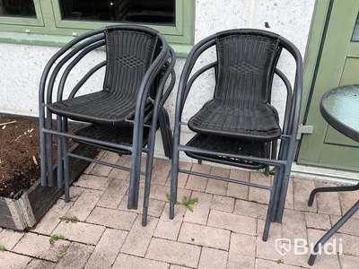 Utemöbler - 4 bord med 11 st stol