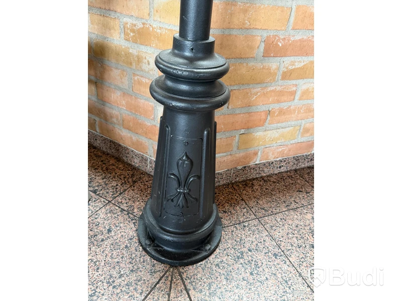 Lampa i pelarmodell 6 st samt 8 st vägglampor