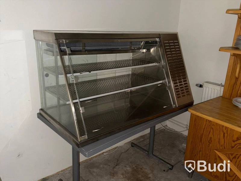 Refrigerated display case, Ohio Flip-Flop