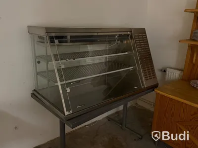 Refrigerated display case, Ohio Flip-Flop