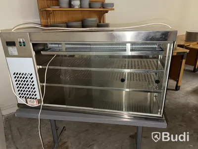Refrigerated display case, Ohio Flip-Flop
