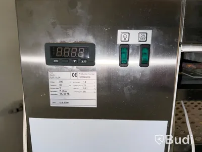 Refrigerated display case, Ohio Flip-Flop