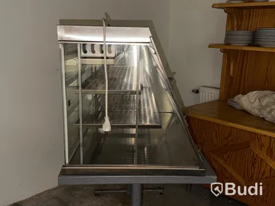 Refrigerated display case, Ohio Flip-Flop