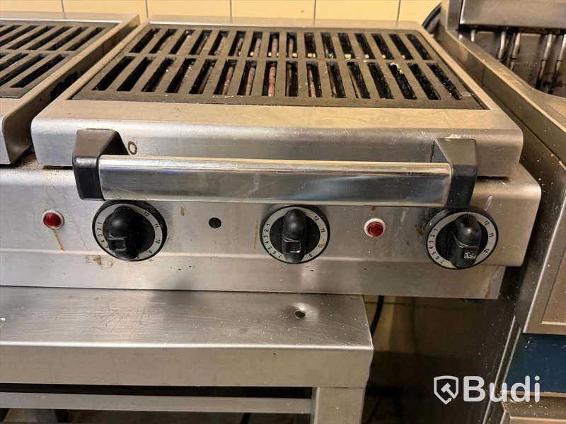Electric grill, North, 94×55 cm