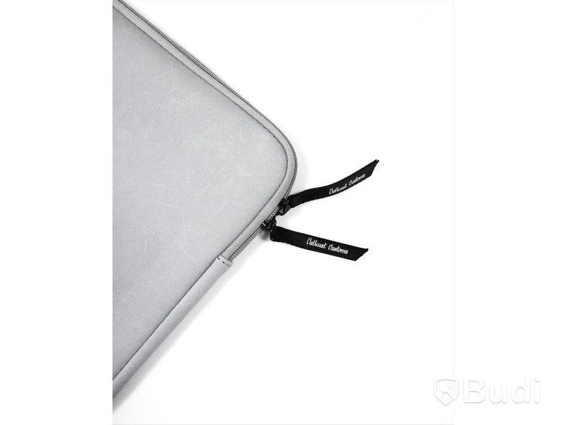 Lot of 10 laptop cases from Östkust Customs