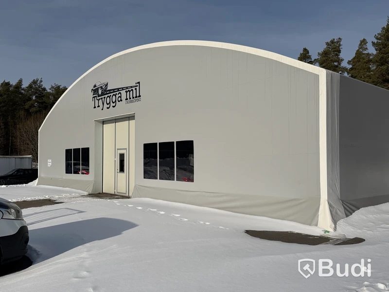 Tälthall 480m² med port och 2 kontor i kopplad byggbod