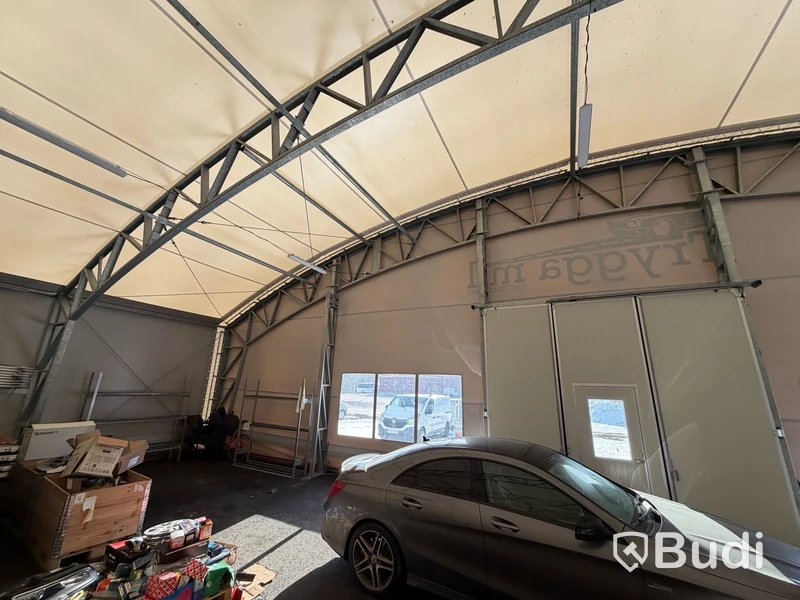 Tälthall 480m² med port och 2 kontor i kopplad byggbod
