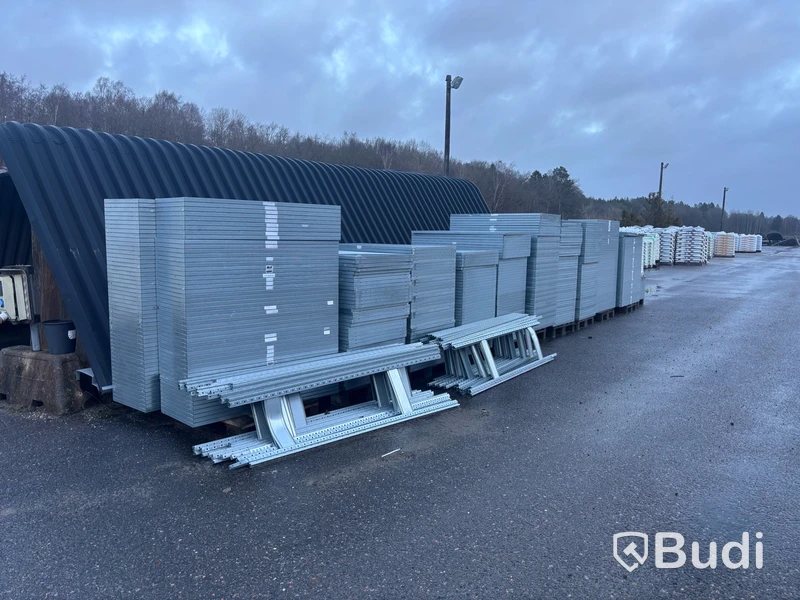 Lagerhyllsystem SSI Schaefer 5 sektioner, höjd 450 cm.
