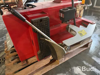Däckmonteringsmaskin Pela U-203A