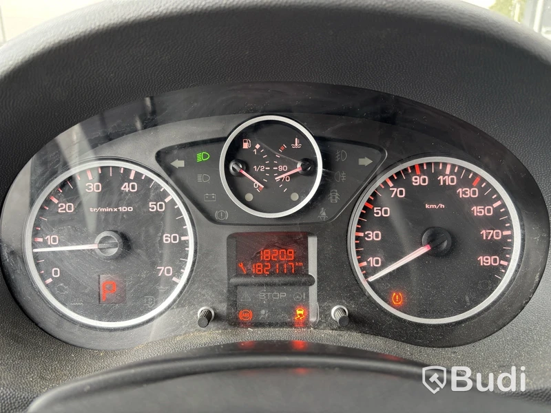 Skåpbil Peugeot Expert Panel Van 1.2t 2.0 HDi -2016
