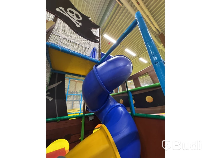 Lekland 2 st enheter sjörövarskepp och spidertower