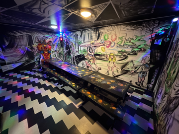 Komplett barnkalasrum discotema