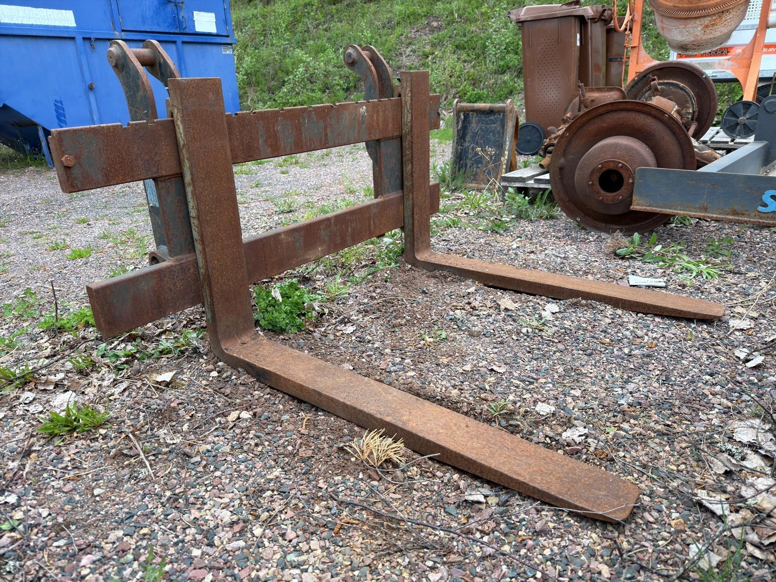 Pallgafflar Terex 2,5 ton