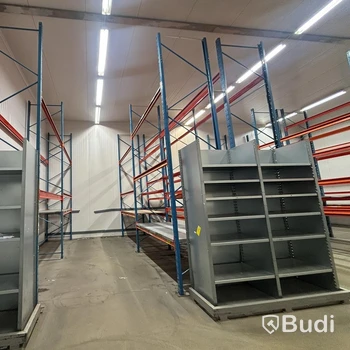 Approximately 100 metres of pallet racking