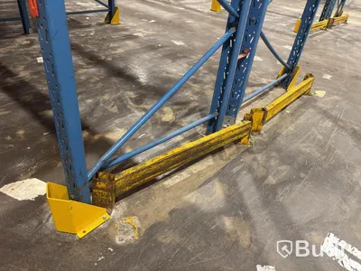 Approx. 100 metres of pallet racking