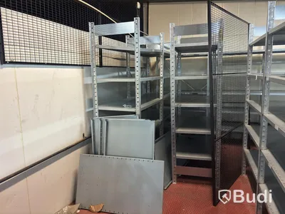 Low pallet racking and warehouse shelving