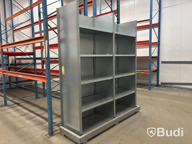 Low pallet racking and warehouse shelving