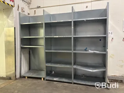 Low pallet racking and warehouse shelving