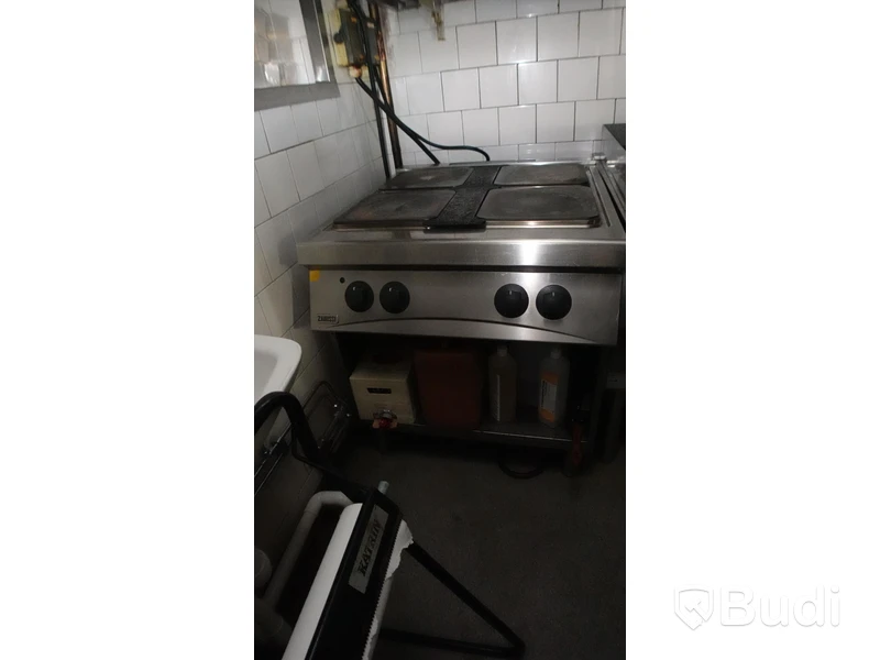 Kokstation med 4 plattor Zanussi KC/E2
