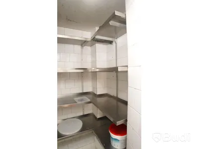 8st hyllplan I rostfritt 4st 57x35 och 4st 120x40cm med vinkeluttag på höger sida 20x22