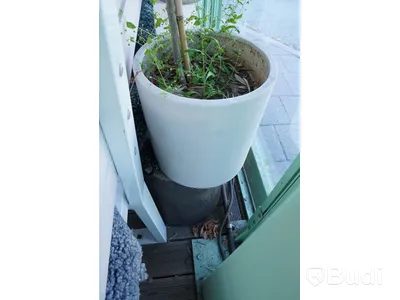 Krukor 10st olika storlekar, inklusive det krukorna står på (se bilder)