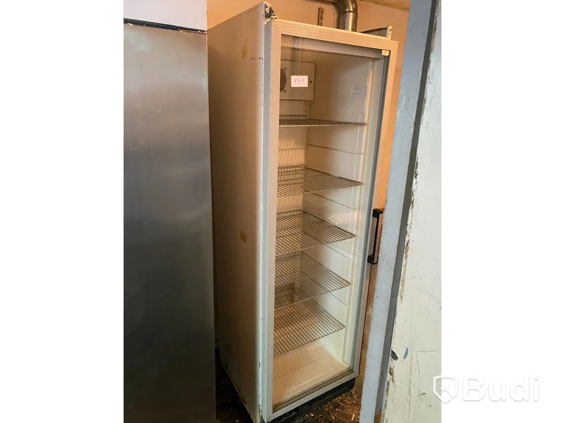 Kyl med glasdörr B60xH190xD60, Skador finns