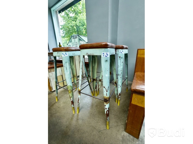 4st Barpallar med skinnsits, höjd 82 cm