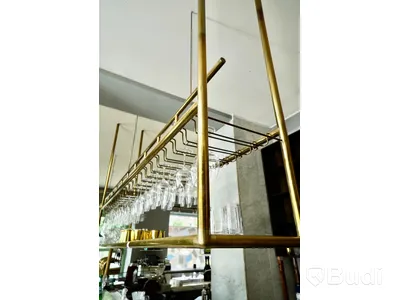 Glasställ glasspjut, takhängd, längd 289 cm bredd 48 cm
