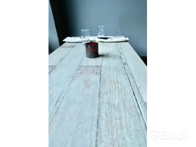Bord samt 2st bänkar 244 cm, Obs! bänken med ryggstöd är platsbyggd men kan tas loss, den är skruvad.
