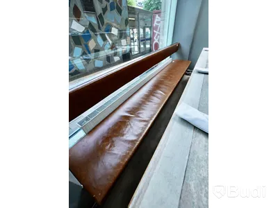 Bord samt 2st bänkar 280 cm, Obs! bänken med ryggstöd är platsbyggd men kan tas loss, den är skruvad.