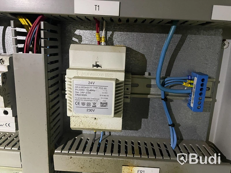 Ventilationssystem med sugkåpa 315x141cm med utsugningsfläkt och tilluftaggregat samt styrsystem från Weeland