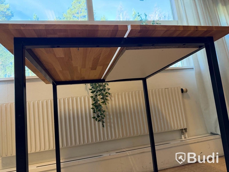 Parti restaurangmöbler – bord & stolar