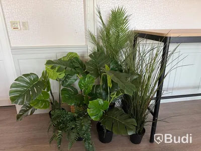 Parti plastväxter – ca 40 st i olika modeller