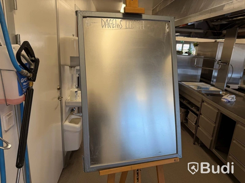 Staffli med whiteboard – MABEF