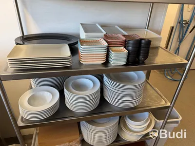 Restaurangporslin + köksutrustning – stort paket