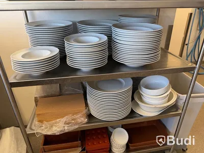 Restaurangporslin + köksutrustning – stort paket