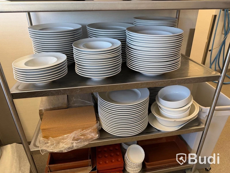 Restaurangporslin + köksutrustning – stort paket